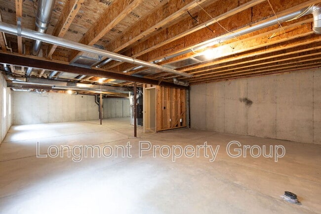 Building Photo - 1404 Tonkin Pl