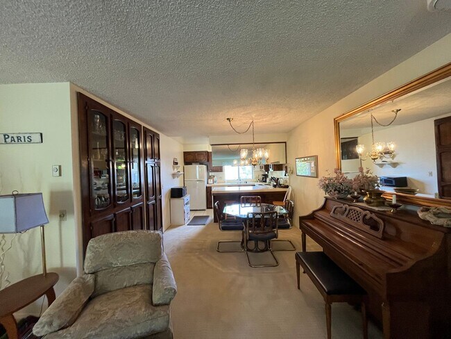 Building Photo - 2570 Spyglass Dr