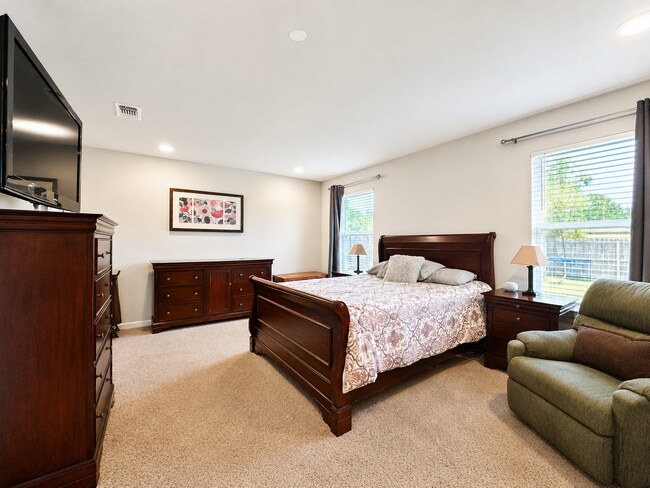 Building Photo - 9023 Bellewood Pl
