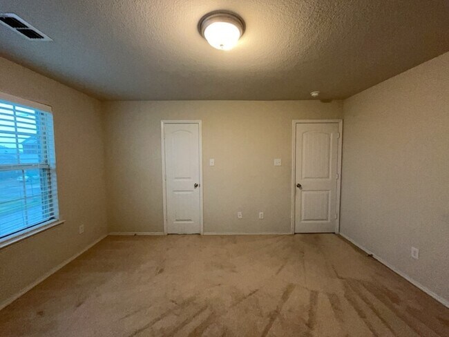 Building Photo - 8217 Spruce Meadows Dr
