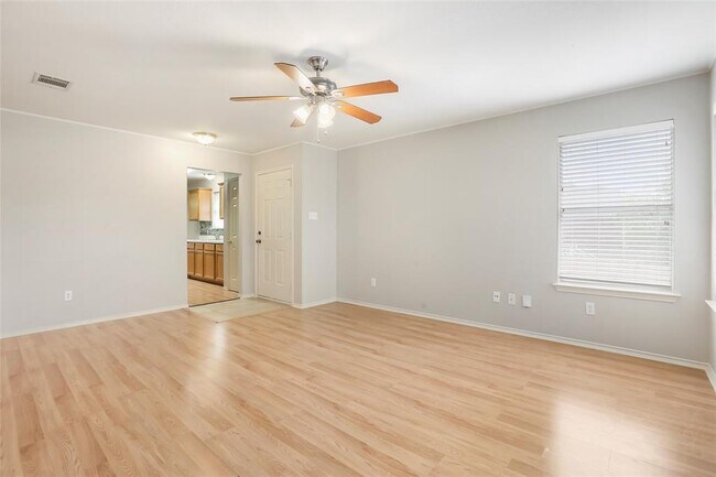 Building Photo - 15204 Drusilla's Dr