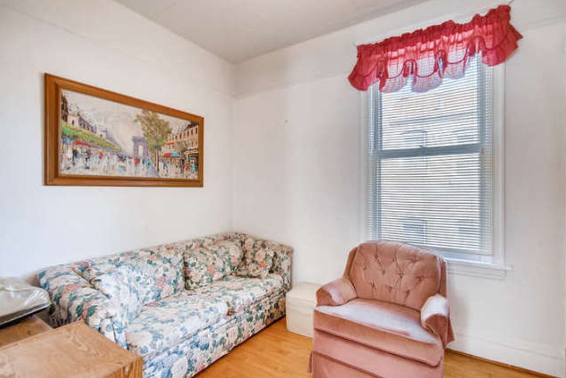 Building Photo - 4604 S Komensky Ave