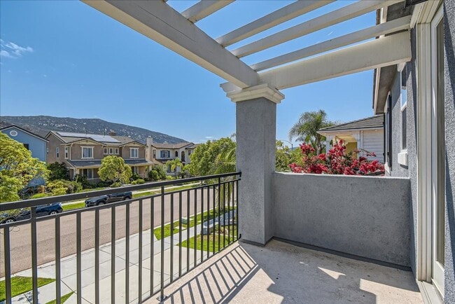 Building Photo - Gorgeous 4 Bd/4.5 Ba + Loft Home in 4S Ranch!!!