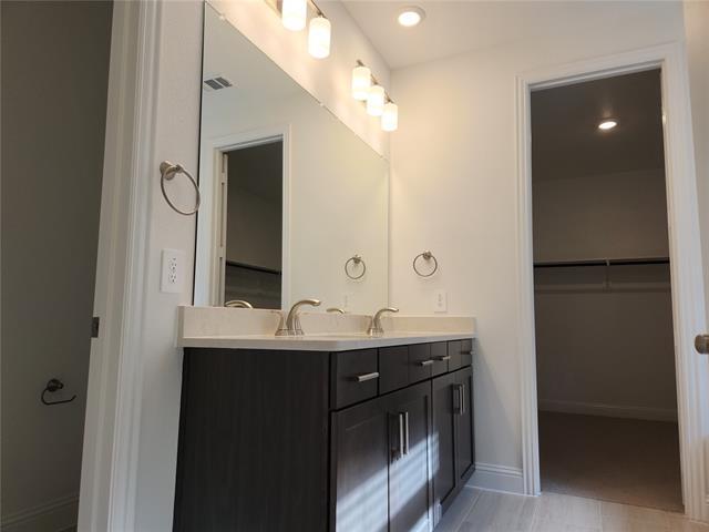 Building Photo - 2433 Glacier Rdg