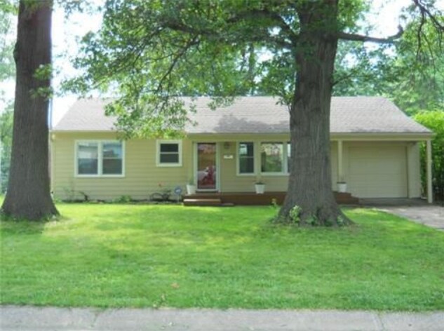 Front of house - 9014 Main St