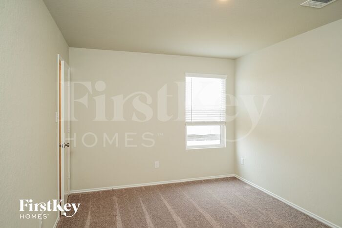 Building Photo - 9806 Littleton Grist