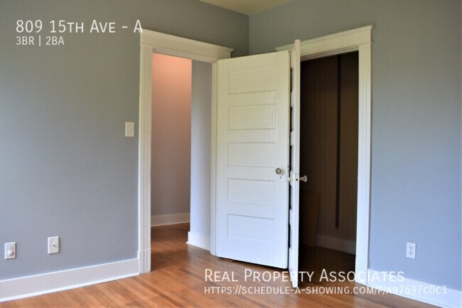 Building Photo - 809 15th Ave