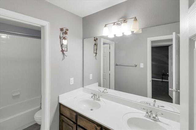 Building Photo - 7306 Waterbury Dr