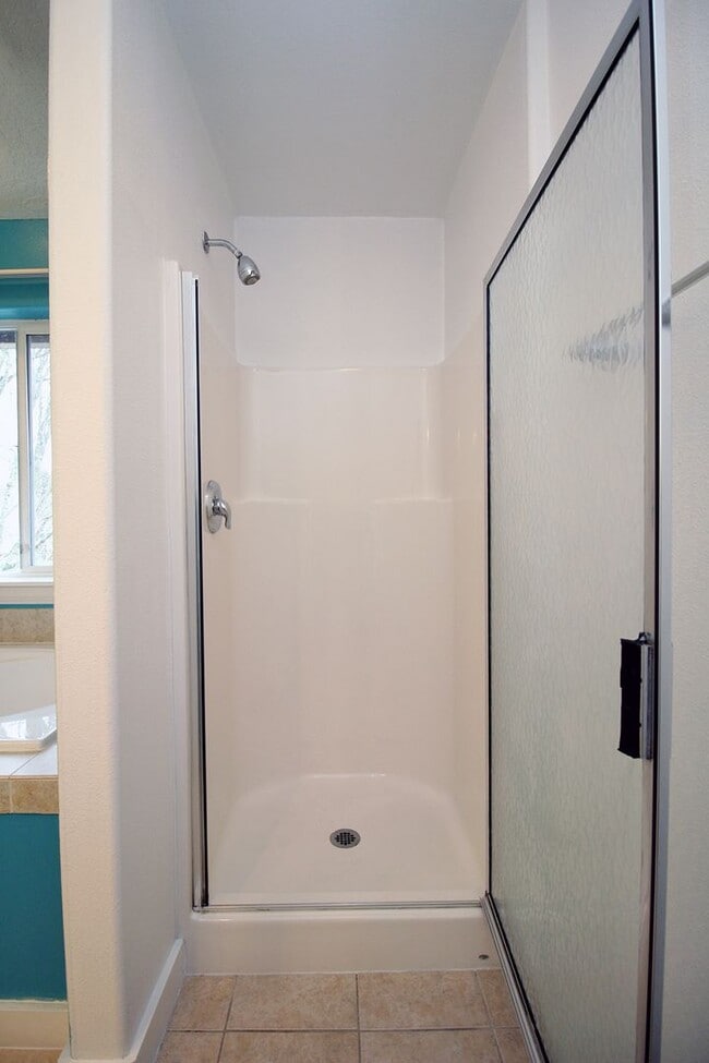 Building Photo - 7123 SE Brooklyn St