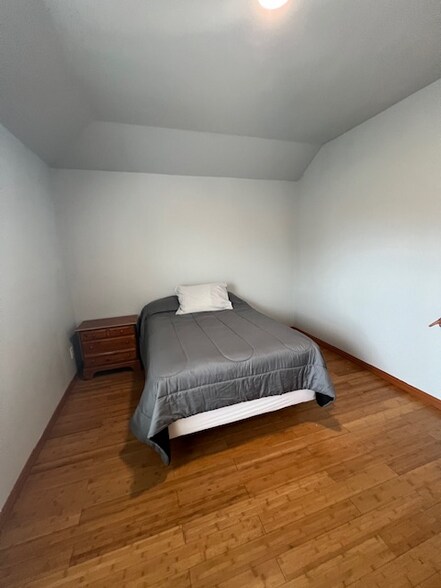 Building Photo - 488 Prairie Hill Ln