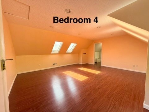 Building Photo - 16725 SE Naegeli Dr