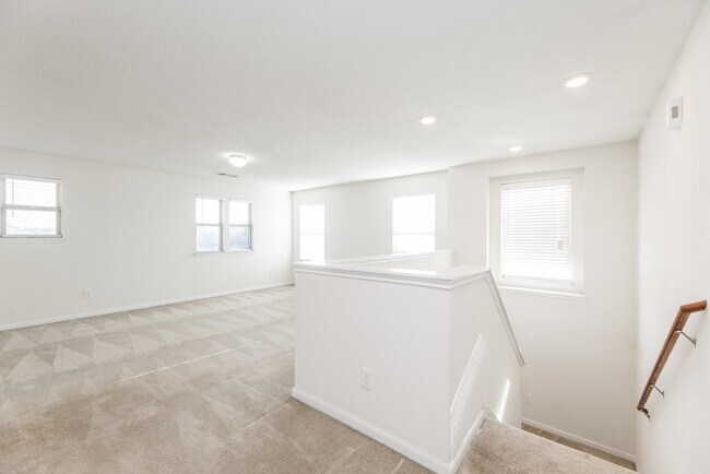 Building Photo - 25342 Briscoe Village Dr