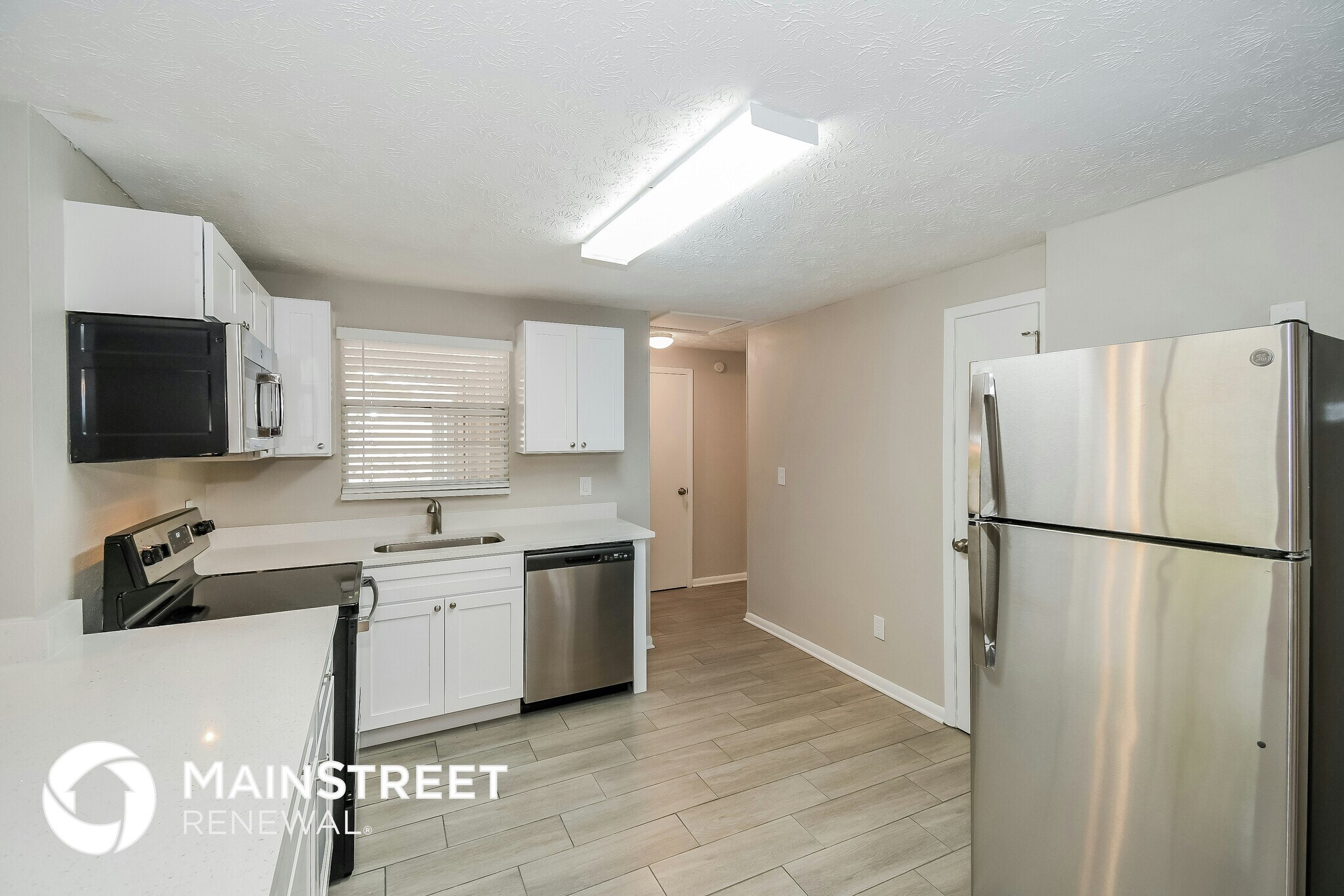 Building Photo - 4425 Jana Ln N