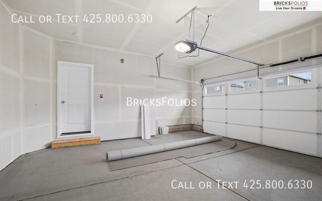 Building Photo - 5115 86th Ave NE