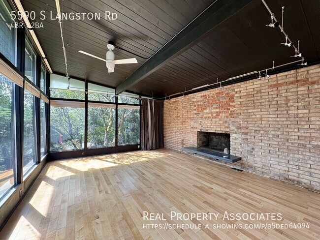 Building Photo - 5590 S Langston Rd