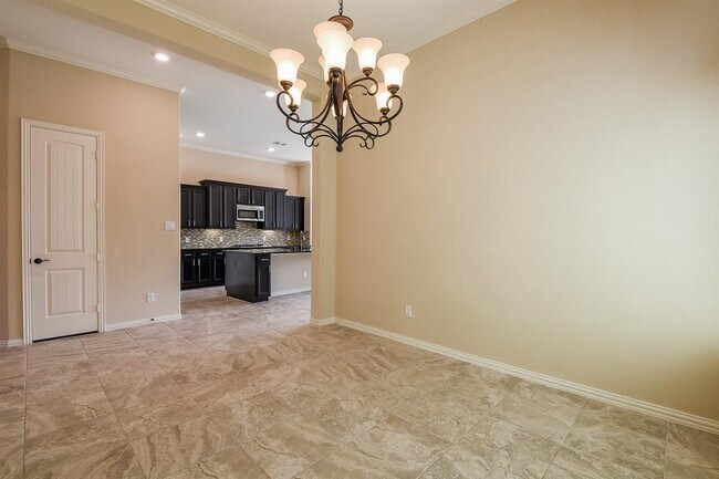 Building Photo - 21911 Avalon Queen Dr