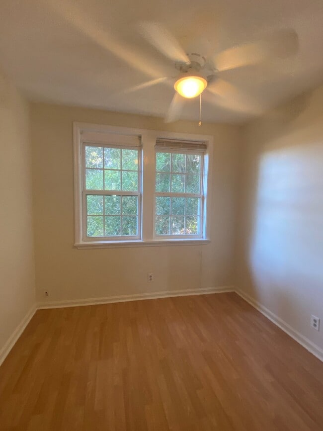 Building Photo - Apartment for Rent