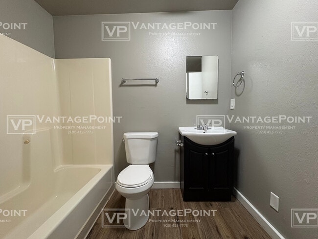 Building Photo - 3009 Jackson St