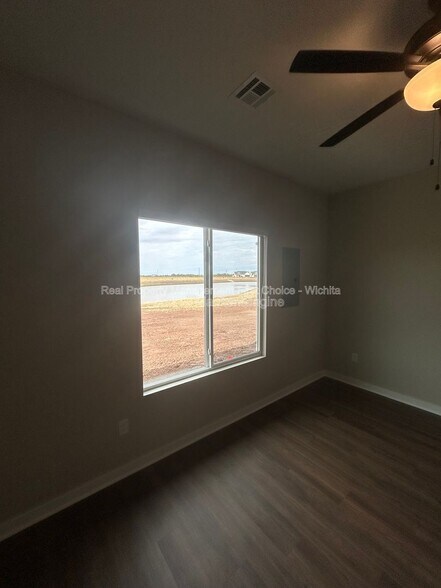 Building Photo - 1965 Cody