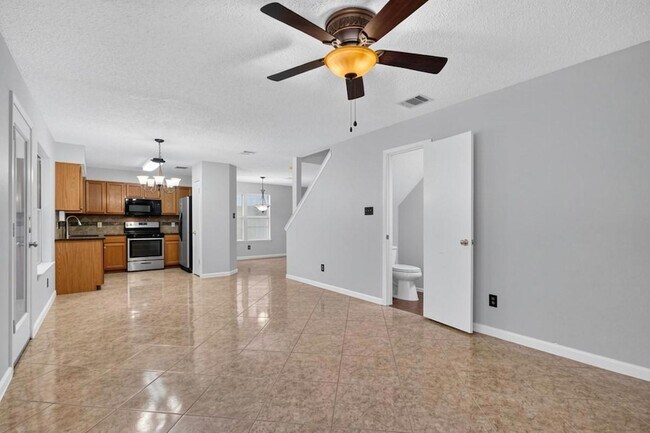 Building Photo - 1410 Green Terrace Dr