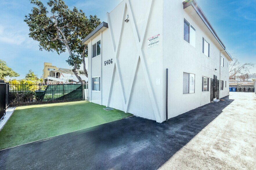 Building Photo - 5406 Blackwelder St
