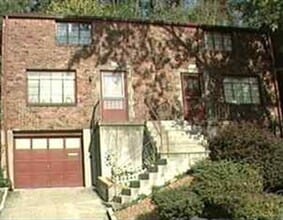 Building Photo - 1403 Woodlawn Ave