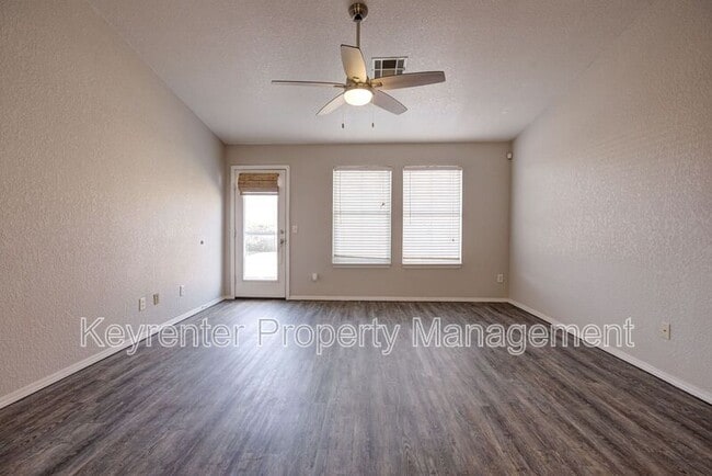 Building Photo - 15405 Acacia Rd