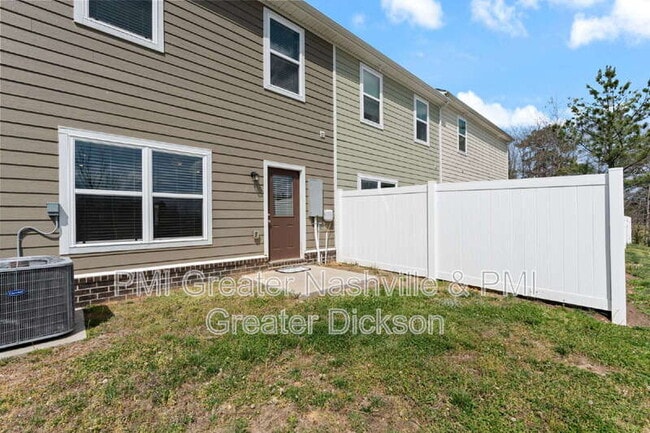 Building Photo - 404 Masters Way