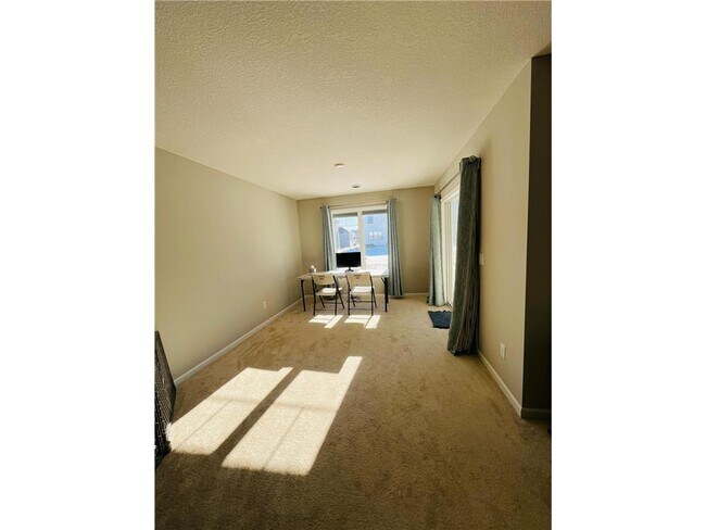 Building Photo - 1935 Mulberry Ln