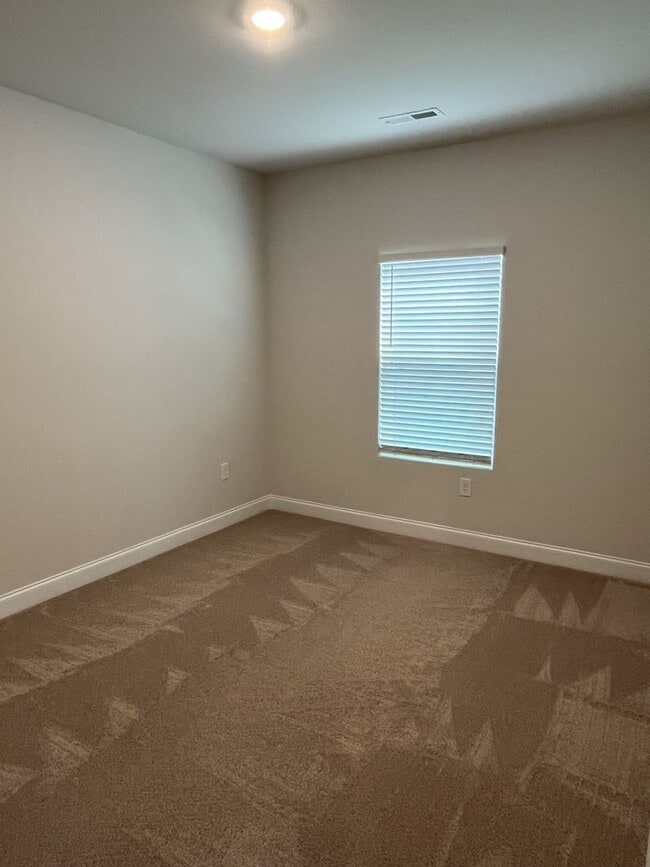 Building Photo - Brand New 3 Bedroom Ranch in East Charlotte