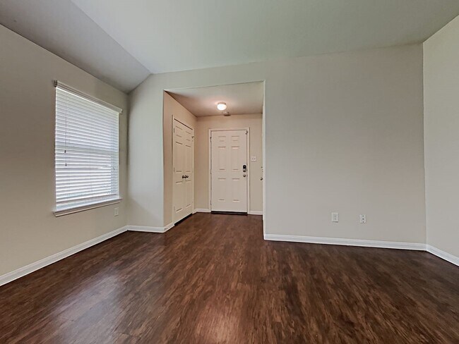 Building Photo - 21407 Palma Grove Way