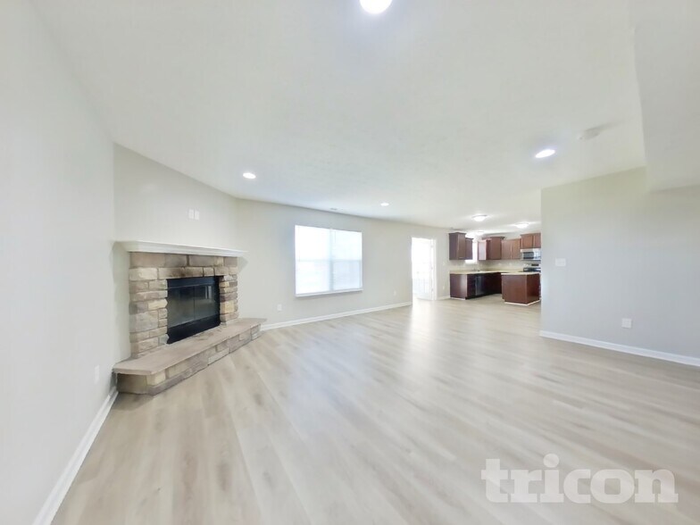 Building Photo - 7507 Brattle Dr
