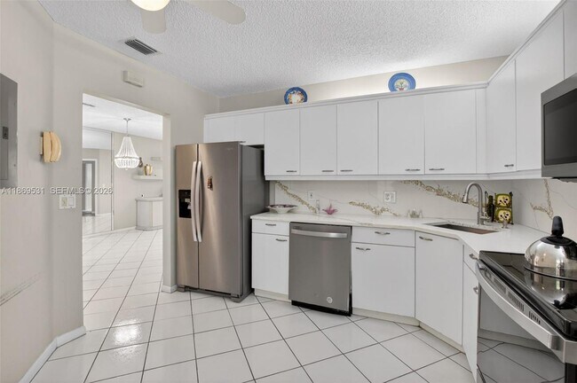 Building Photo - 5133 Brisata Cir