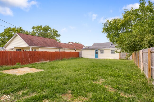 Building Photo - 2151 Park Ave