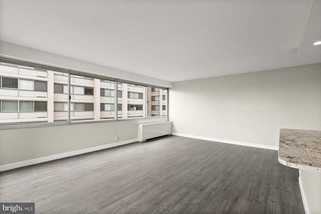 Building Photo - 5500 Friendship Blvd