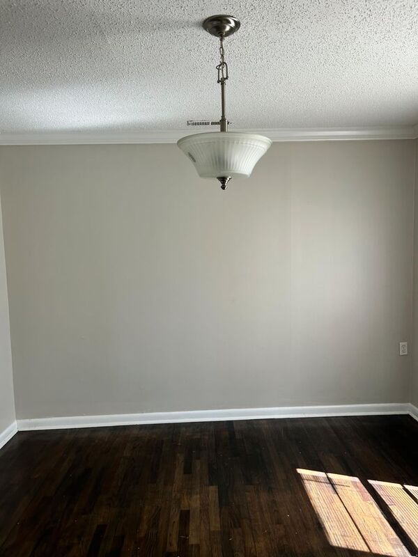 Building Photo - 525 Selma Rd