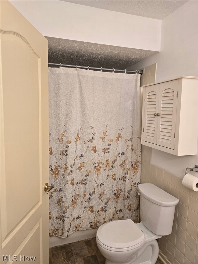 Building Photo - 355 Village Pointe Dr