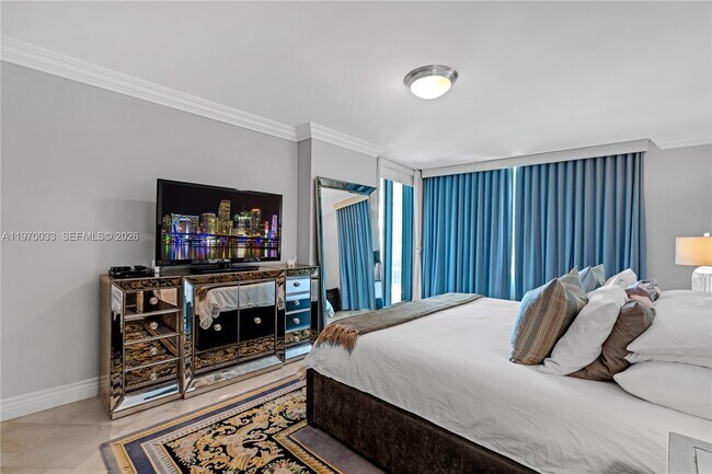 Building Photo - 1500 Ocean Dr