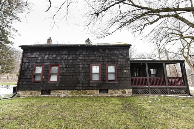 Building Photo - 1872 Blossom Rd