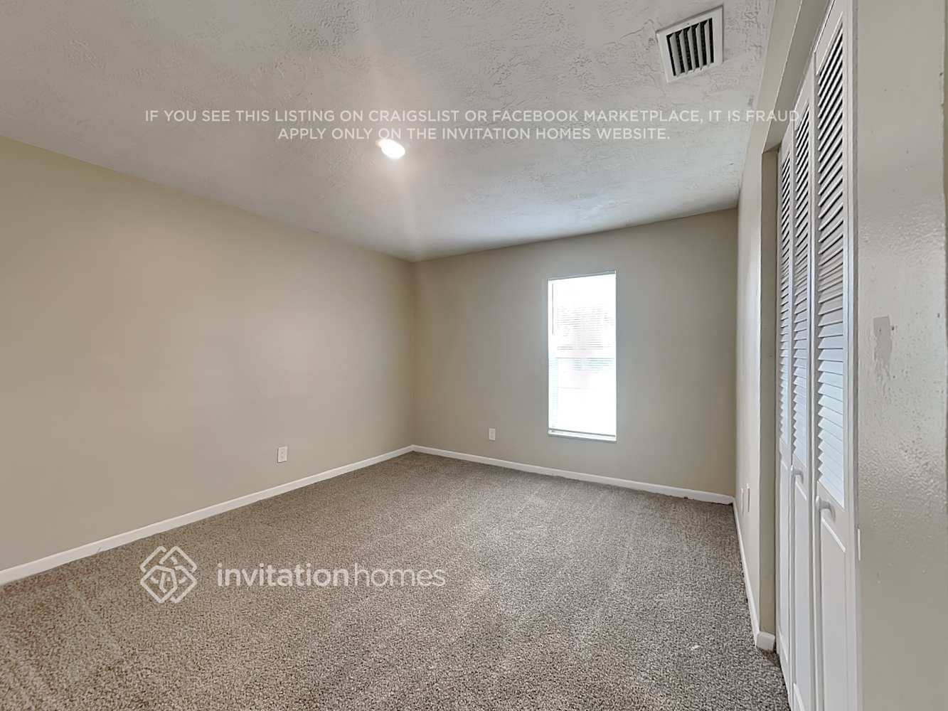 Building Photo - 2991 62nd Ave S