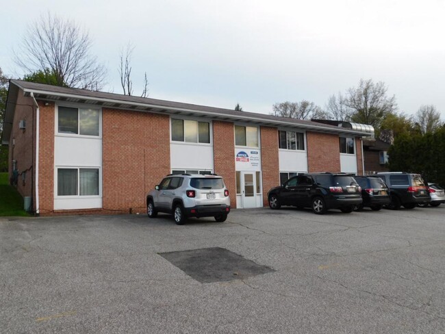 Primary Photo - 1551 West Grandview Blvd