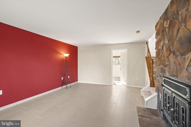 Building Photo - 7829 Mt Woodley Pl