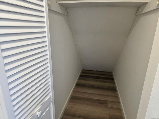 Building Photo - 790 1st Ave