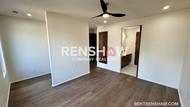 Building Photo - 42 Angelus St