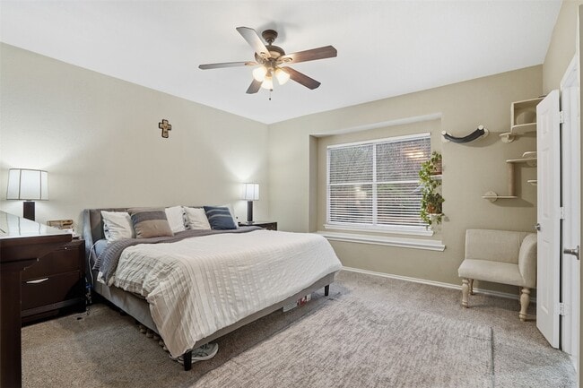 Building Photo - 7258 Summit Parc Dr