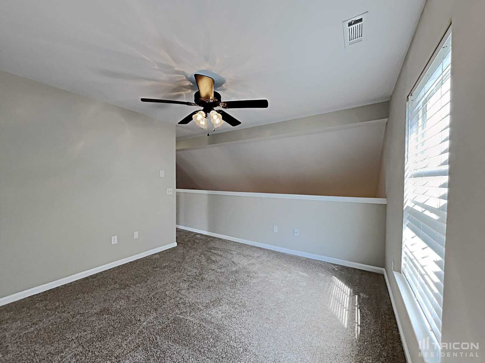 Building Photo - 523 Clairidge Dr