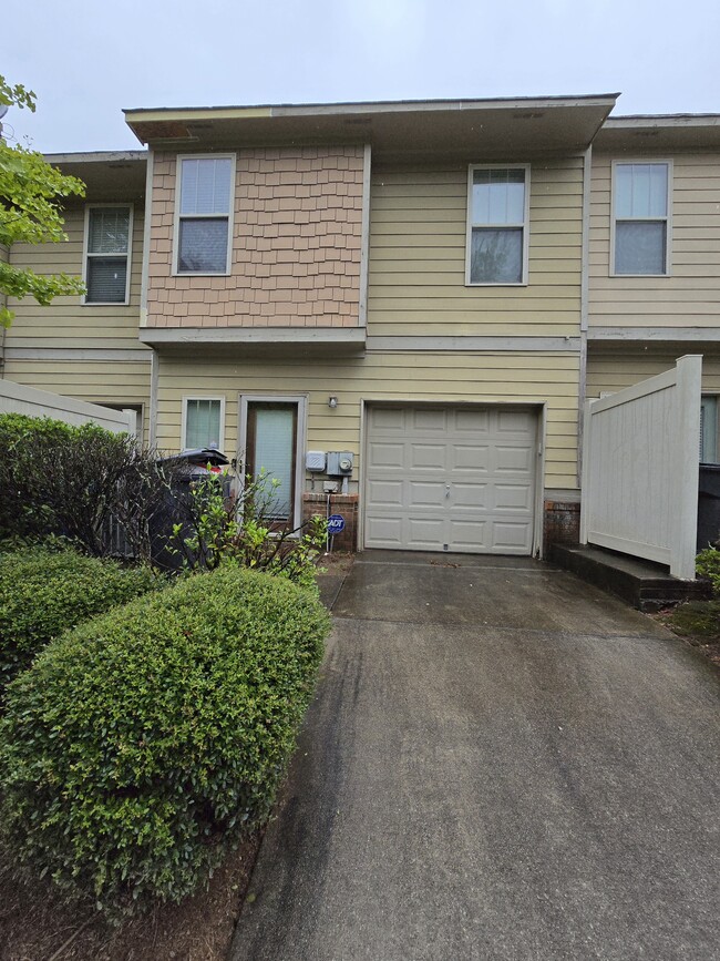 Building Photo - 1754 Connally Dr