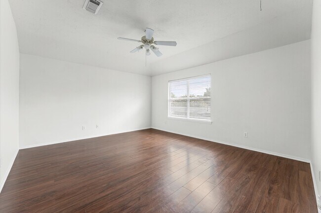 Building Photo - 12251 Noco Dr