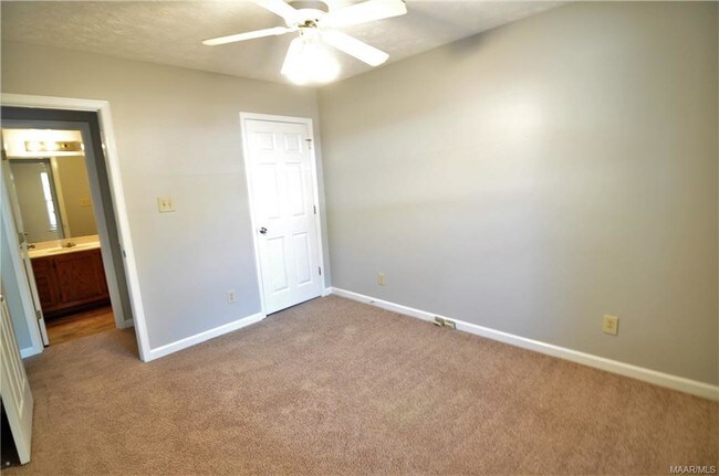 Building Photo - 169 E 6th St