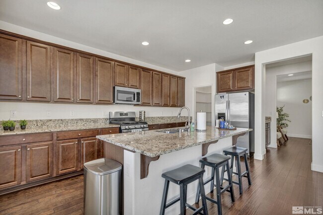 Building Photo - 10345 Rollins Dr